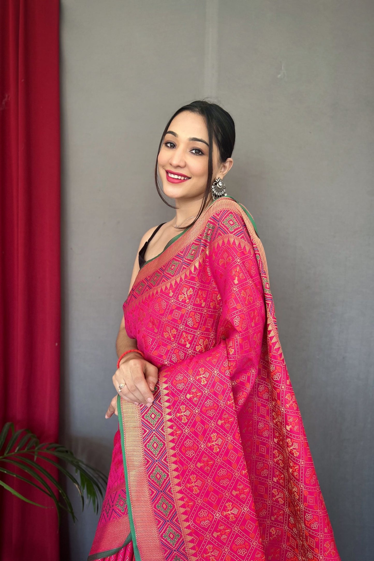 Bright Pink Meenakari Zari Weaving Patola Silk Saree