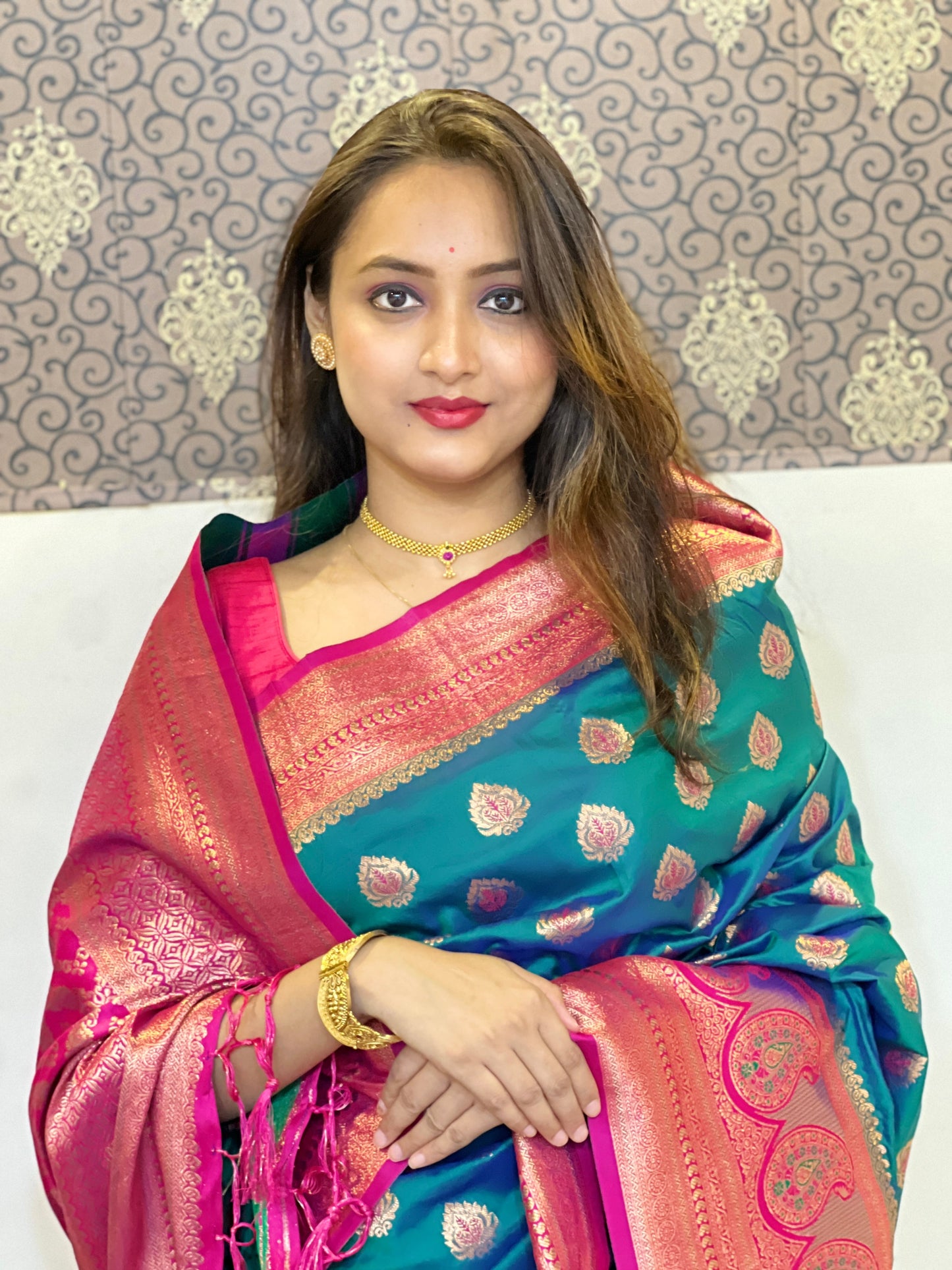 Green Pink Soft Silk Contrast Zari Woven Saree