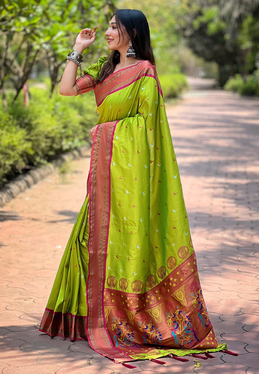 Parrot Green Contrast Zari Woven Chaand Yeola Paithani Silk Saree